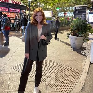 Meet your Posher, Eileen